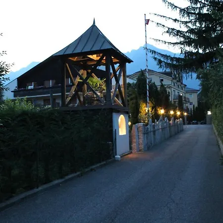 Готель Garni Weingut