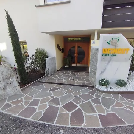 Garni Weingut 메라노