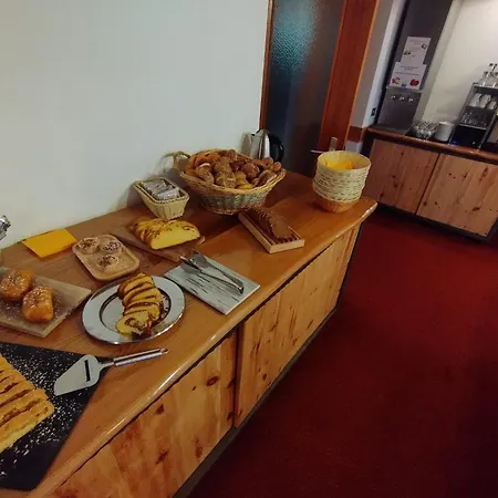 Garni Weingut 3* 메라노