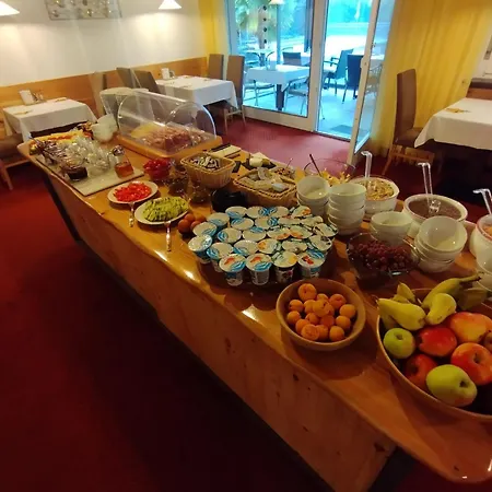 Hotel Garni Weingut 3*