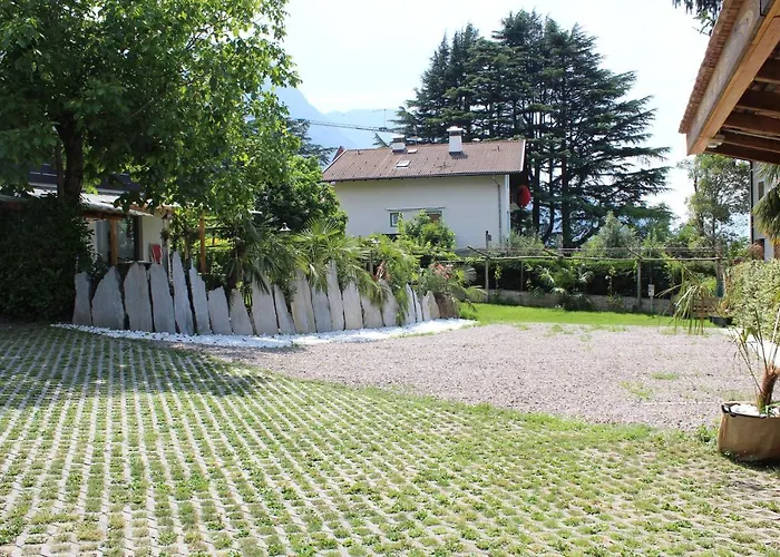 Garni Weingut Hotel Merano