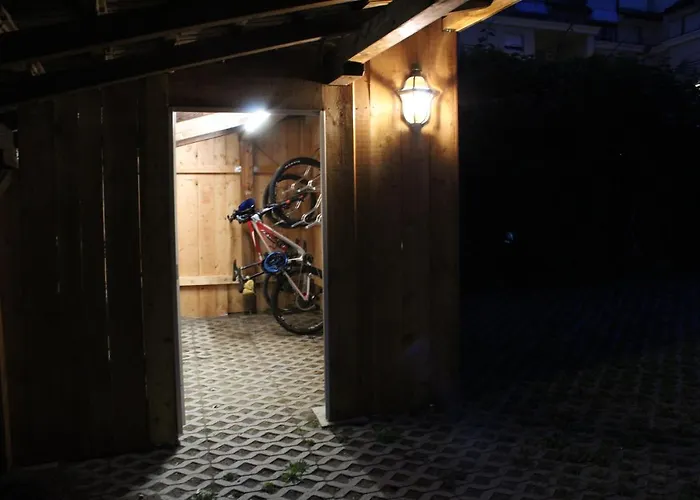 Hotel Garni Weingut Merano