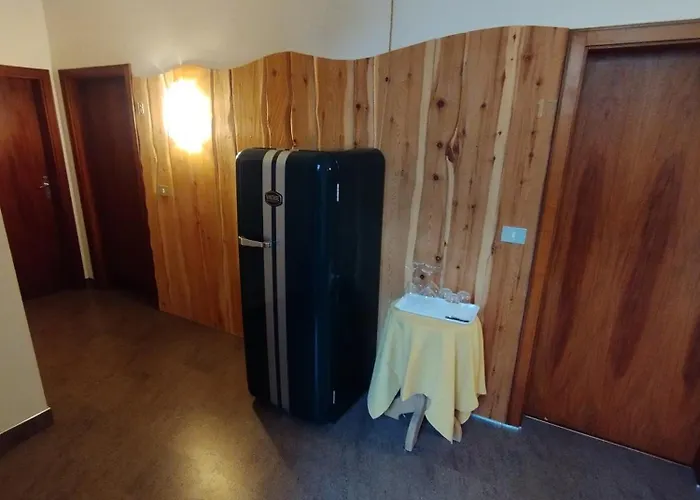 Hotel Garni Weingut Meran